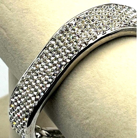 Vintage-Style Rhinestone Necklace & Bracelet Set Intricate Art Deco Design - Picture 10 of 11